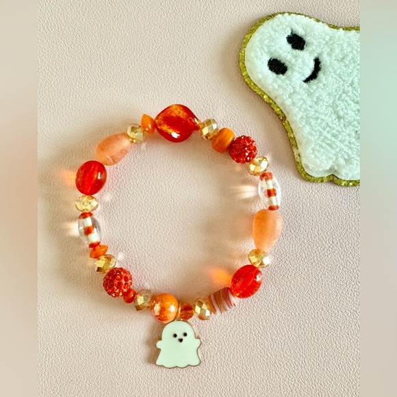 New Halloween Boo Basket Orange Beaded Adult Size Bracelet w/ Ghost Charm 8” - Picture 3 of 5